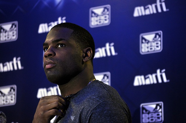 内马尔达成桑托斯150球里程碑，排名队史射手榜第11